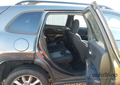 2018 Jeep Cherokee Latitude Tech Connect Fwd из США, поврежденный, VIN 1C4PJLCB2JD604721